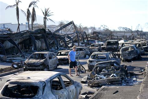 Maui firefighters admit to taking lunch as Lahaina fire reignited | The ...