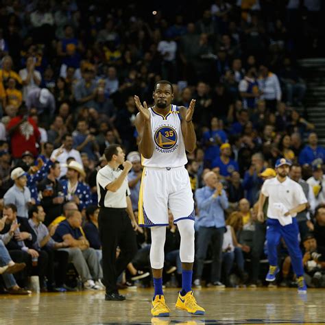 Kevin Durant Ties Career-High 7 Three-Pointers Last Night vs. Thunder ...