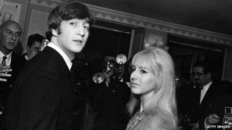 John Lennon's first wife Cynthia dies from cancer - BBC News