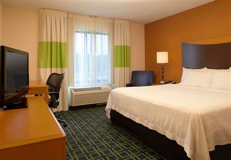 New Buffalo Hotel Coupons for New Buffalo, Michigan - FreeHotelCoupons.com