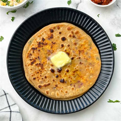 Paneer Paratha - Indian Veggie Delight