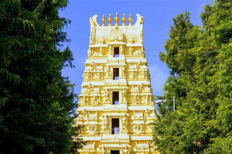 Mallikarjuna Temple, Srisailam, Andhra Pradesh | Times of India Travel