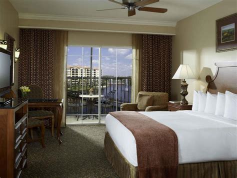 Hilton Grand Vacations at Tuscany Village in Orlando (FL) - Room Deals, Photos & Reviews