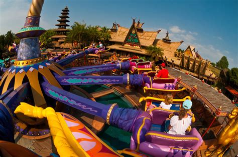 The Thrill-Seekers Guide to Fun Packed Rides – 10 Best Amusement Parks Around the World - LostWaldo