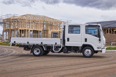 Isuzu N-Series truck 2023 review - Light truck rival for Hino, Fuso ...