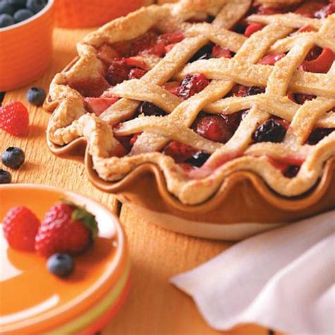 Five-Fruit Pie Recipe: How to Make It