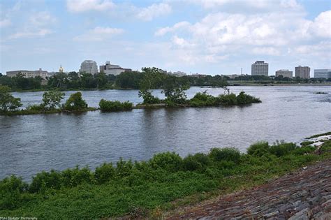 Trenton, NJ, skyline as seen from Morrisville, PA. | River, Skyline ...