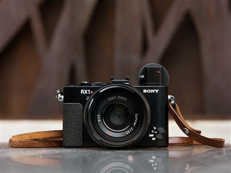 Ultra-compact: Sony Cyber-shot RX1R II review: Digital Photography Review