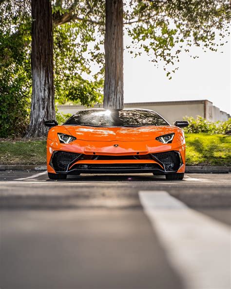 What Is the Fastest Lambo? The One That Stands Out Most, and in the Right Crowd - autoevolution