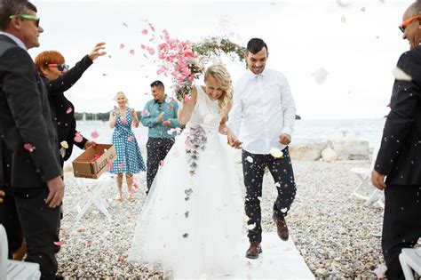 Beach wedding ceremony in Croatia. Inspirational outdoor wedding photo from Istria. Wedding ...