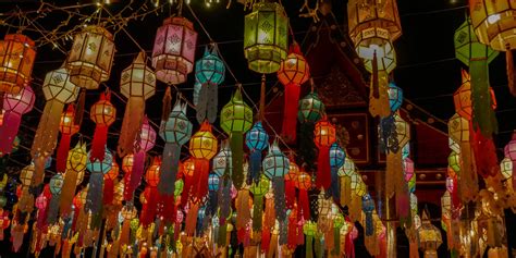 Celebrating the Yi Peng Lantern Festival in Northern Thailand • Fan ...