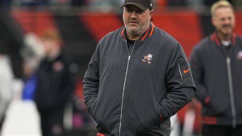 Browns interview Seahawks offensive line coach Andy Dickerson for open coordinator position ...