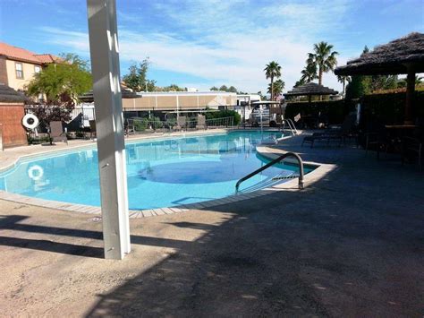 las-vegas-rv-resort-03 | CampgroundViews.com