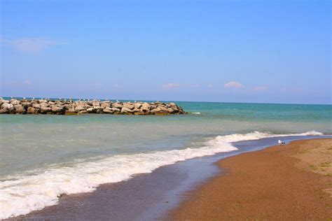 The peninsula beaches--erie, pa | waves.... | Leslie Atcheson | Flickr