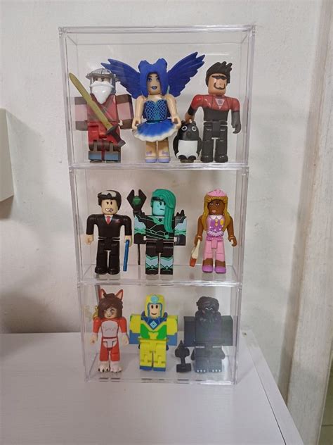 Roblox minifigures, Hobbies & Toys, Toys & Games on Carousell