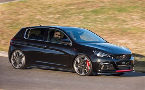 Peugeot 308 GTi ganha versão Sport na Austrália