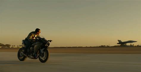 What Was Tom Cruise’s Motorcycle In the Film “Top Gun”?