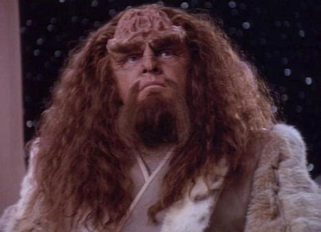 star trek - Why does Worf have such short hair to begin with? - Science Fiction & Fantasy Stack ...