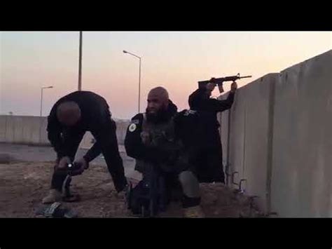 The Famous Iraqi Commander Abu Azrael During a Firefight with ISIS ...