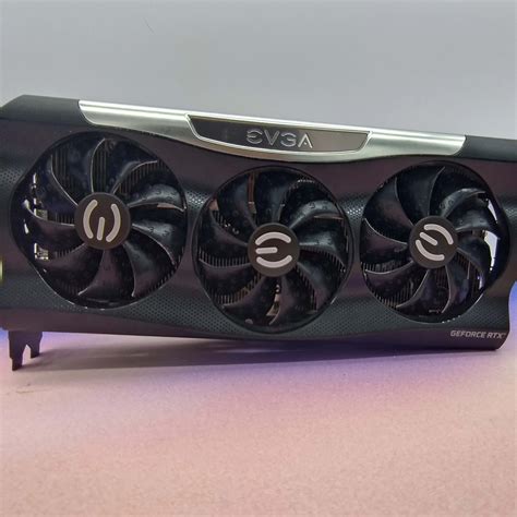 EVGA RTX 3090 FTW3 Ultra | Jawa