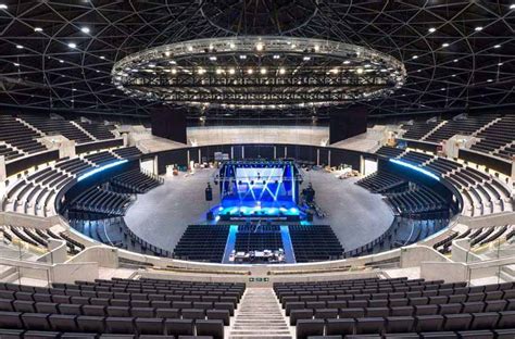 Wembley Arena - Fans Pack Sse Arena Wembley Before Lewis Editorial Stock Photo Stock Image ...