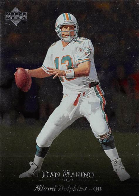 Dan Marino football card (Miami Dolphins) 1996 Upper Deck #166