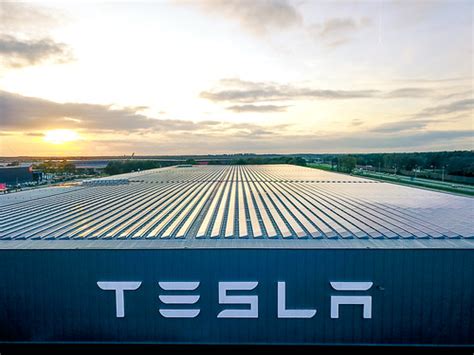 Roadtrip zur Tesla-Factory Tilburg | Christoph, Ralf & Jakob… | Flickr