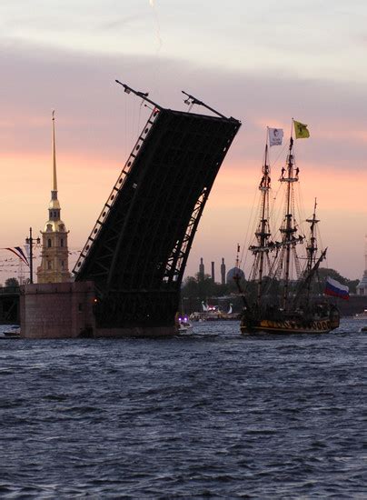 Bridges in St. Petersburg | Getting around | St.Petersburg