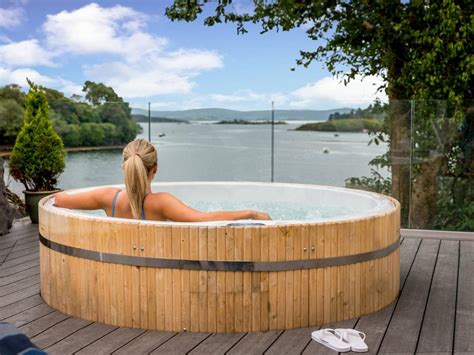 Irish hotels with outdoor hot tubs | IRISH COUNTRY MAGAZINE