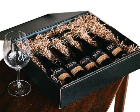 25 Best Wine Gift Boxes, Kits & Packages For Delivery (2024)