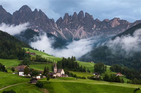 swiss mountain villaged | The village in the mountains wallpapers and images ... | Пейзажи, Идеи ...