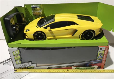 Lamborghini Aventador LP700-4 1:10 RC Radio Controlled Scale Model Car ...