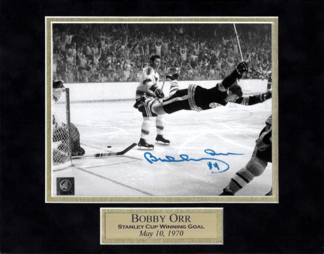 Bobby Orr Autograph Photo Flying Goal 11x14 - New England Picture