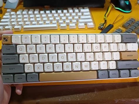 KEYCAPS ROYAL KLUDGE 61 RK61 MECHANICAL KEYBOARD ORIGINAL WHITE COLOUR., Computers & Tech, Parts ...