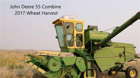 John Deere 55 Combine 2017 Wheat Harvest - YouTube