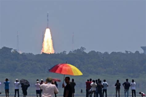 India successfully launches first solar mission - GG2