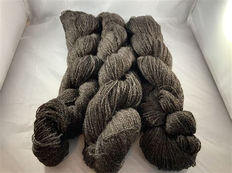 Natural Black Wool/Alpaca Blend Yarn | Fluffy U Fiber Farm