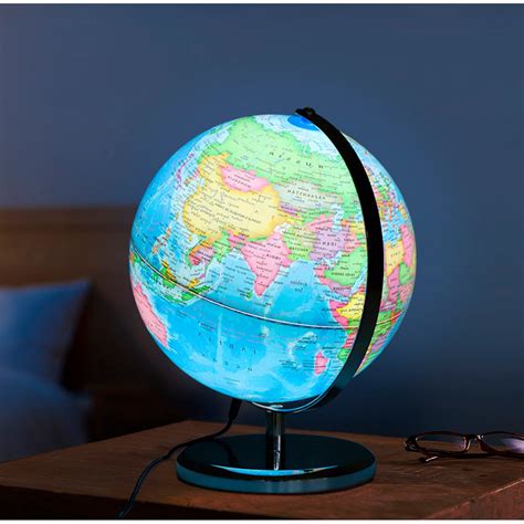 Illuminated World Globe Decor LED Light 22cm – Urban Global