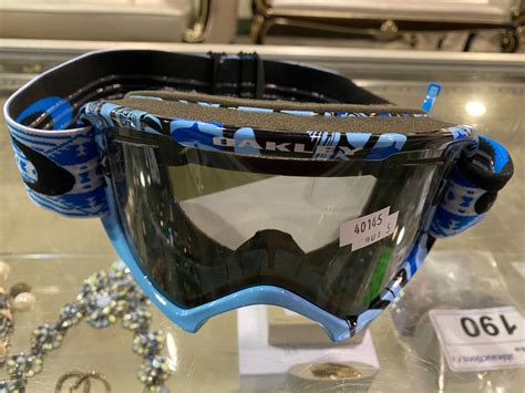 OAKLEY SNOWBOARD/SKI GOGGLES