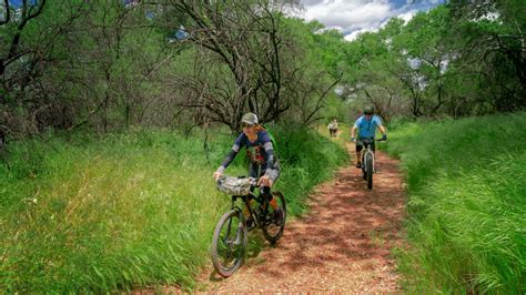 Hiking in AZ State Parks - Visit USA Parks - Places & Experiences