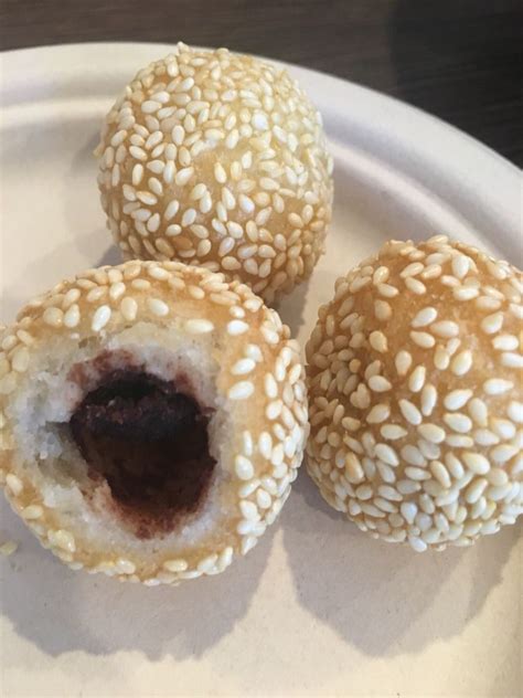 How To Make Sesame Balls – A Traditional Chinese Dessert – Trending ...