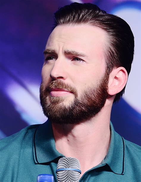 chris evans beard | Chris evans, Chris evans beard, Chris evans captain america