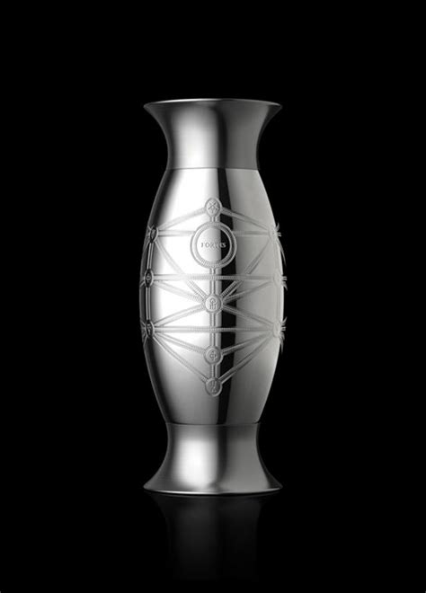 30 Unique Perfume Bottle Designs - Jayce-o-Yesta