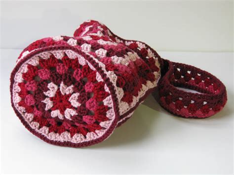 Ocean of Stitches: Granny's Valentine Bag Pattern