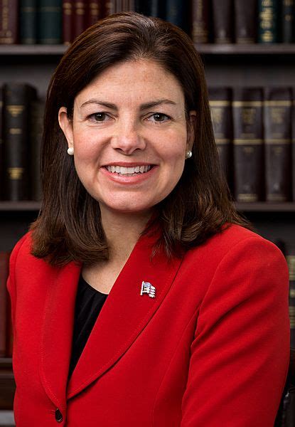 Image: Kelly Ayotte, Official Portrait, 112th Congress 2 (cropped)