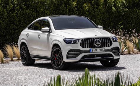 Mercedes' new GLE 53 aims to create the perfect balance of capability and coupe-like performance ...
