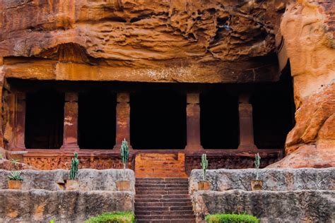 BADAMI – The Underrated Town of Caves - SheSight