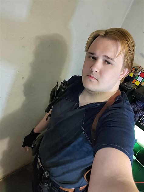 My cosplay for the Resident Evil 4 Remake. : r/residentevil