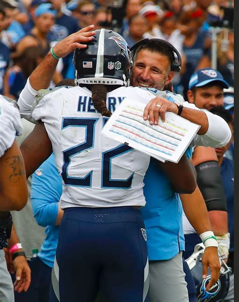 Tennessee Titans: Mike Vrabel stresses family first to staff