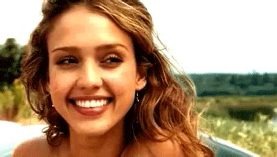 Beautiful Facts About Jessica Alba (21 PICS + 4 GIFS) - Izismile.com